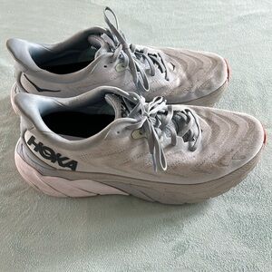 Hoka Arahi 6, size 9.5